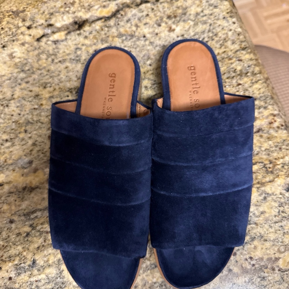 Kenneth Cole shoes